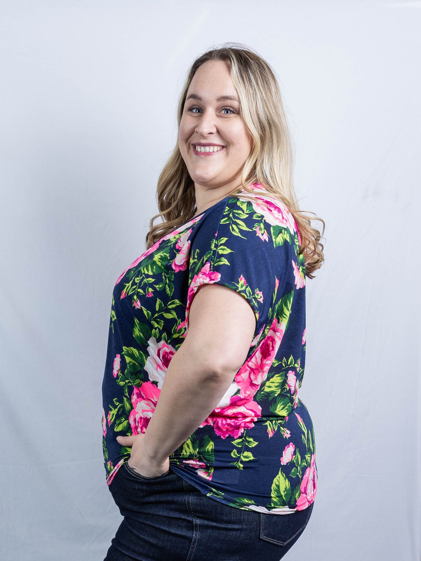 Navy Sadie - Holden Hearts
