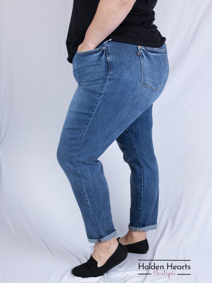 Always the Weekend Boyfriend Jeans - Holden Hearts