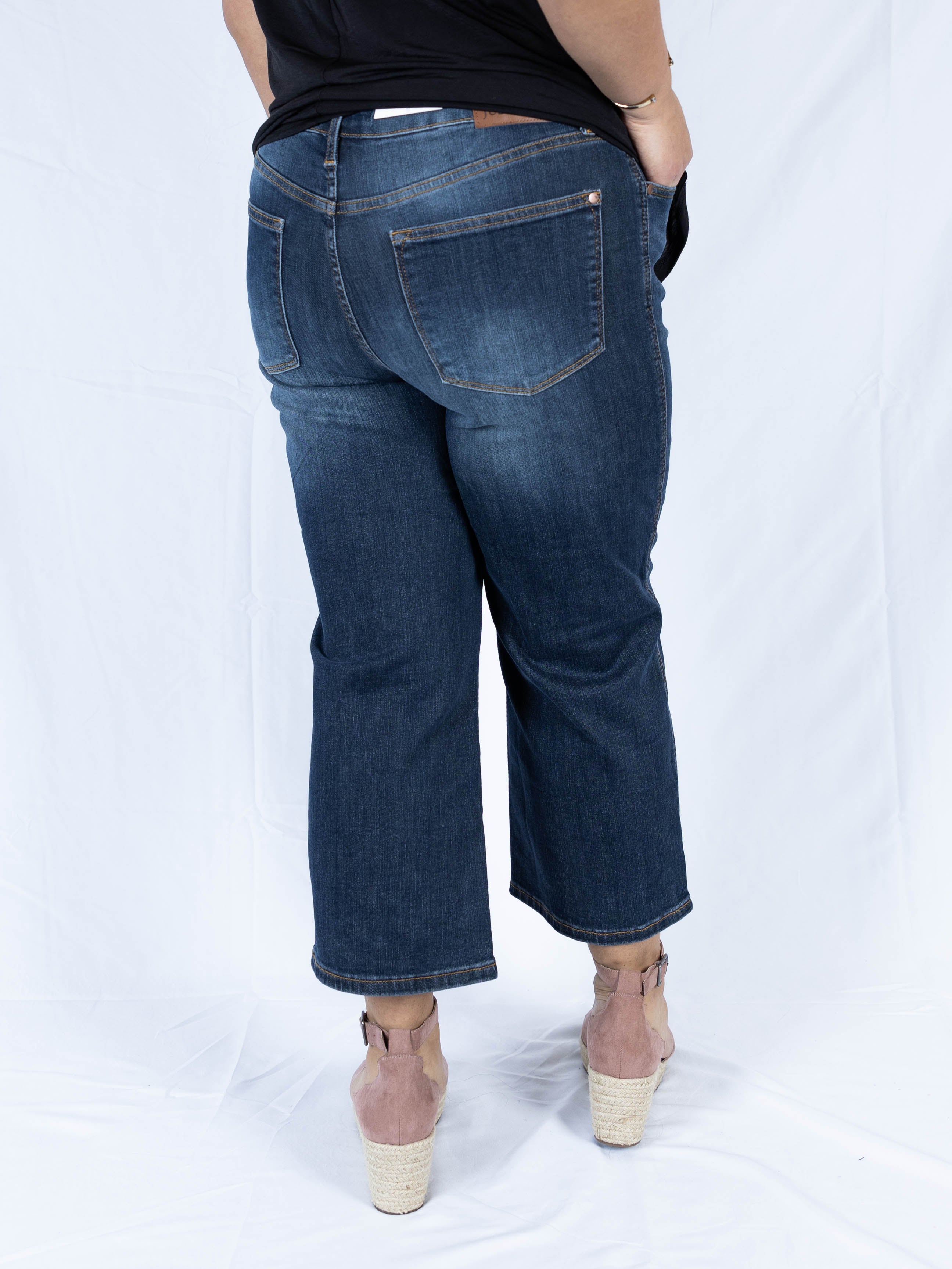 Kicking Up Fun Cropped Flares - Holden Hearts