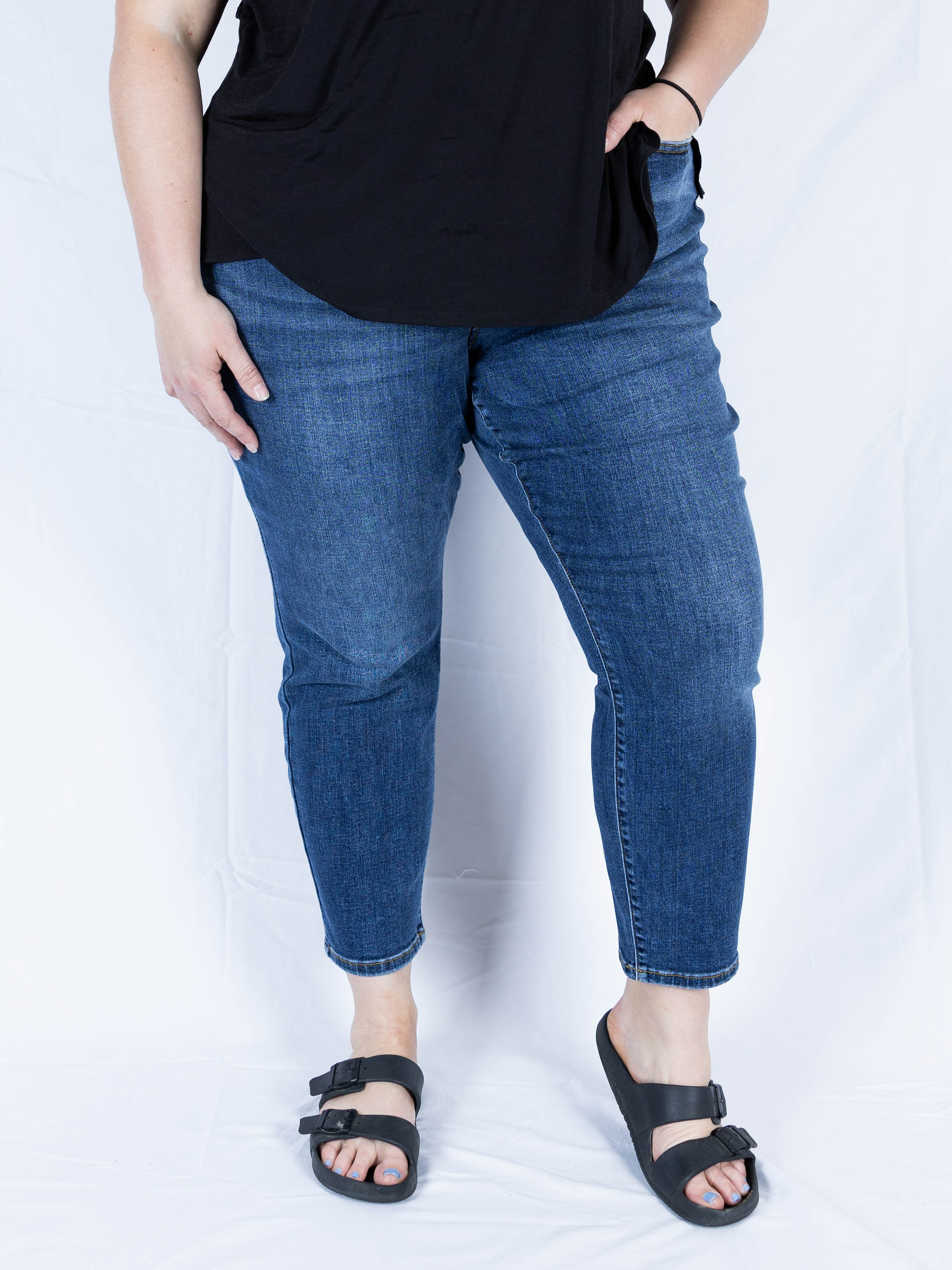 Back to Basics Slim Fit Jeans - Holden Hearts
