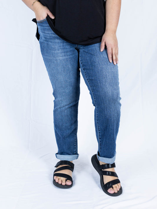 Cutie Comfort Judy Blue Boyfriend Jeans - Holden Hearts