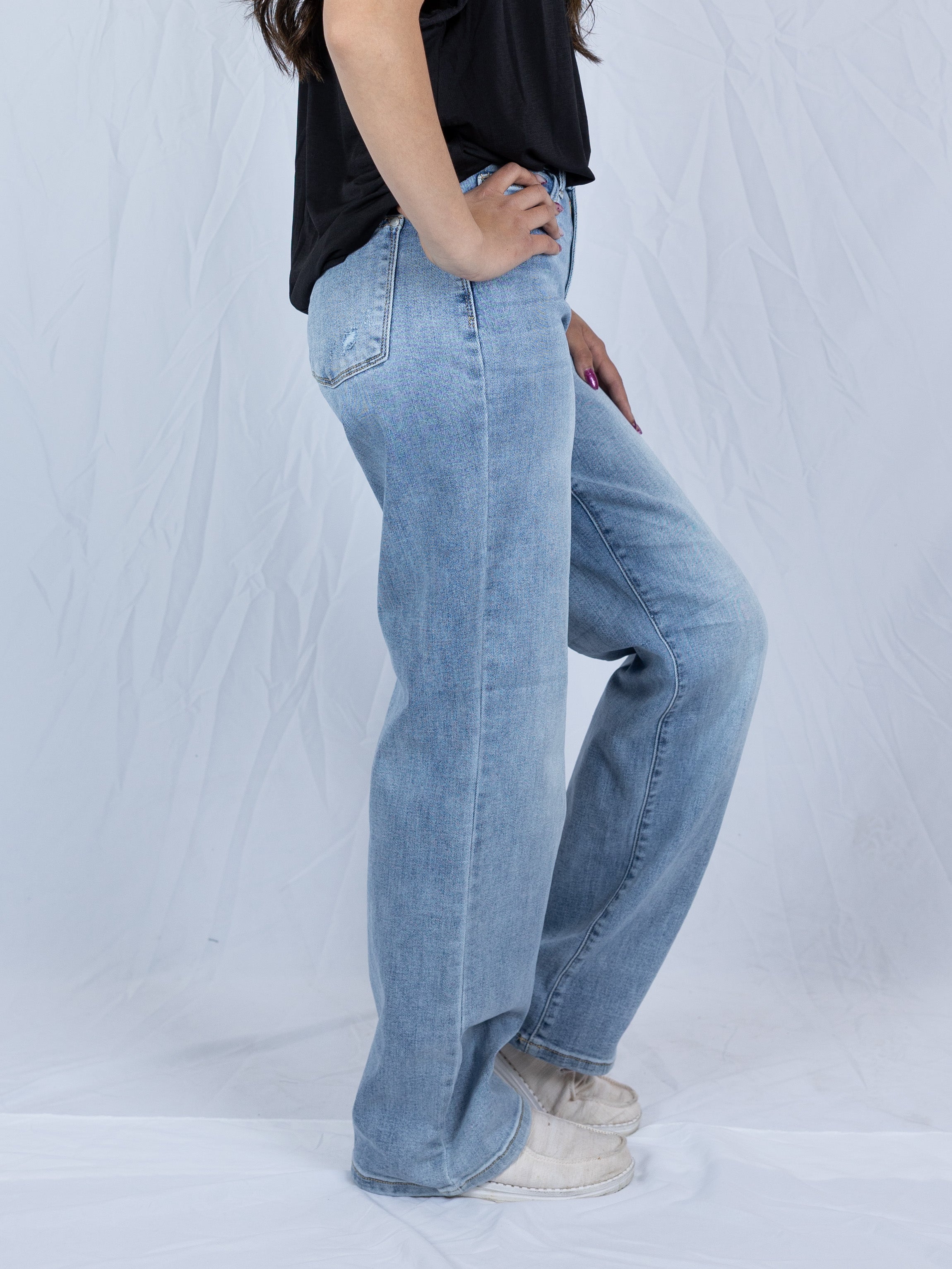 Devine Diva Judy Blue Straight Leg Jeans - Holden Hearts