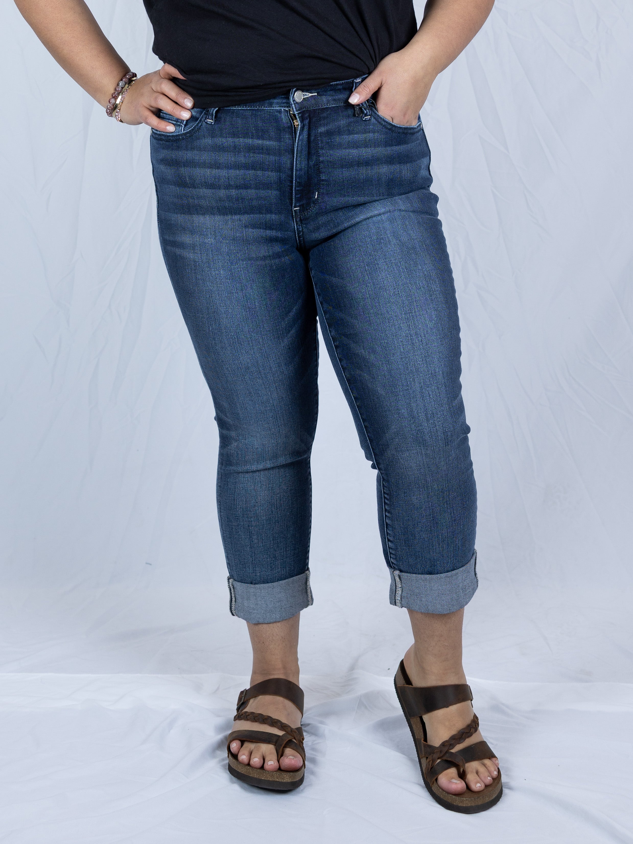 Cuffed Casual Judy Blue Jeans - Holden Hearts