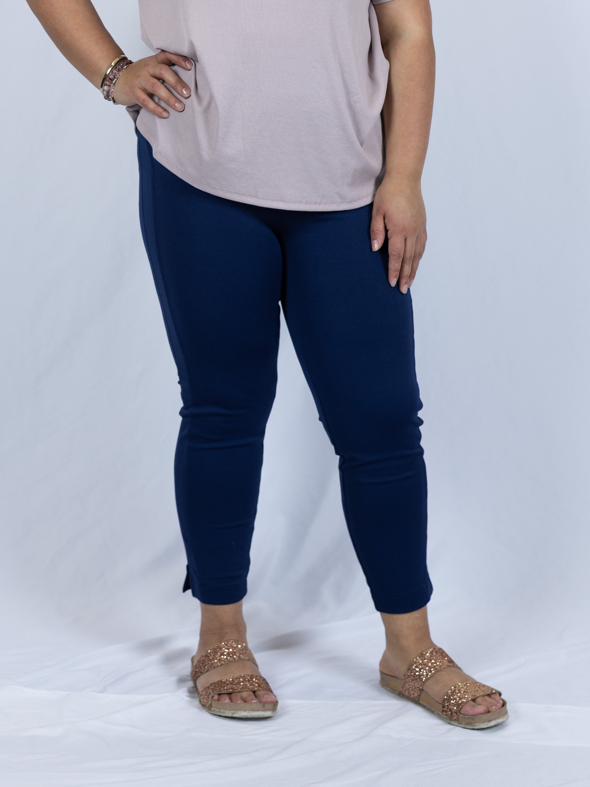 Magic Skinny Cropped Pants