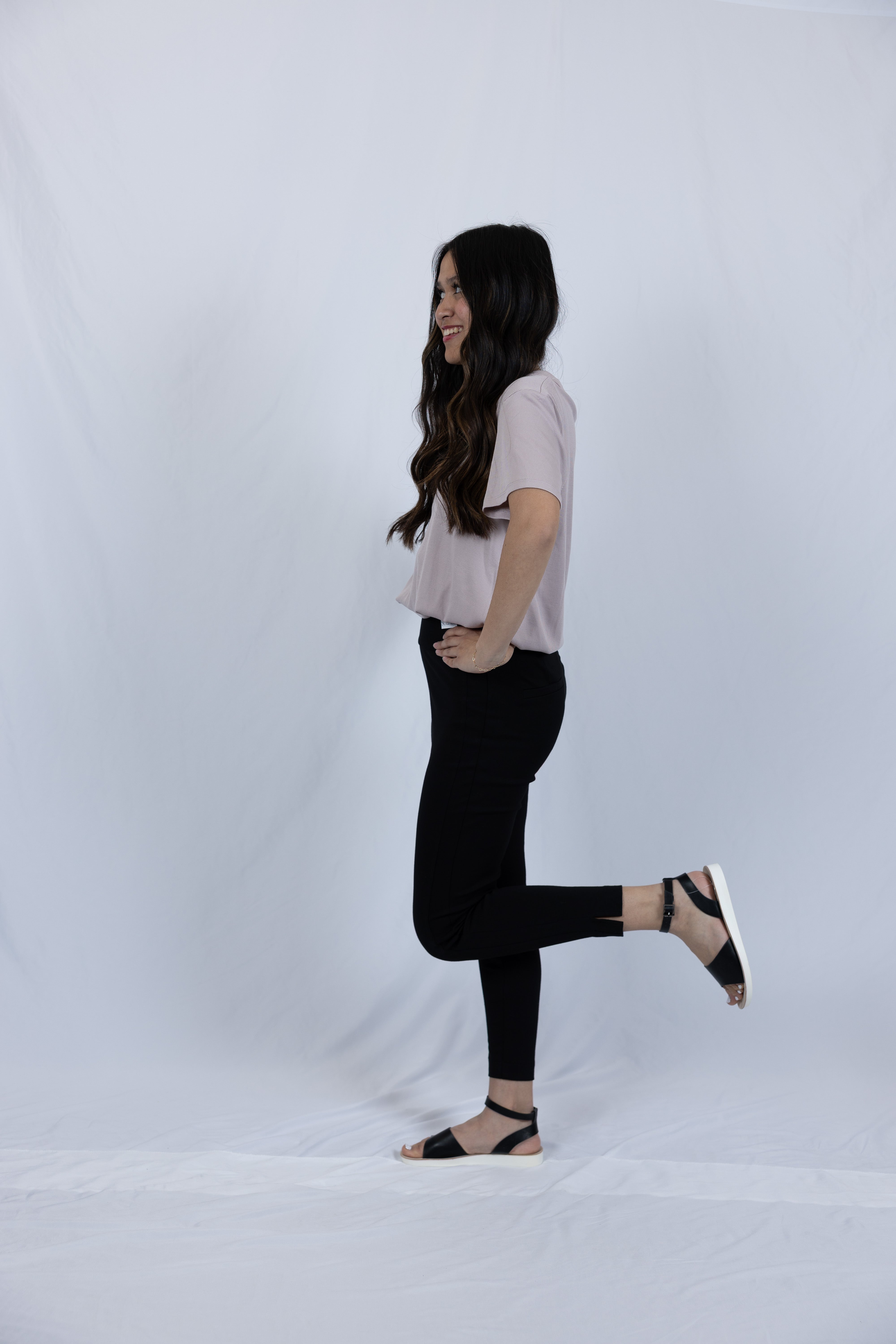 Magic Skinny Cropped Pants