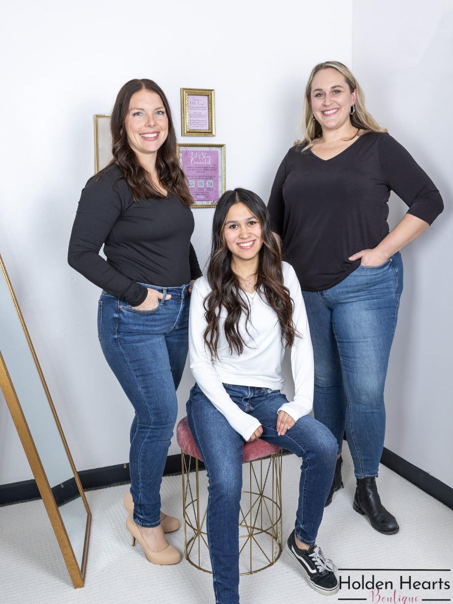All in the Details Mid Rise Skinny Jeans - Holden Hearts