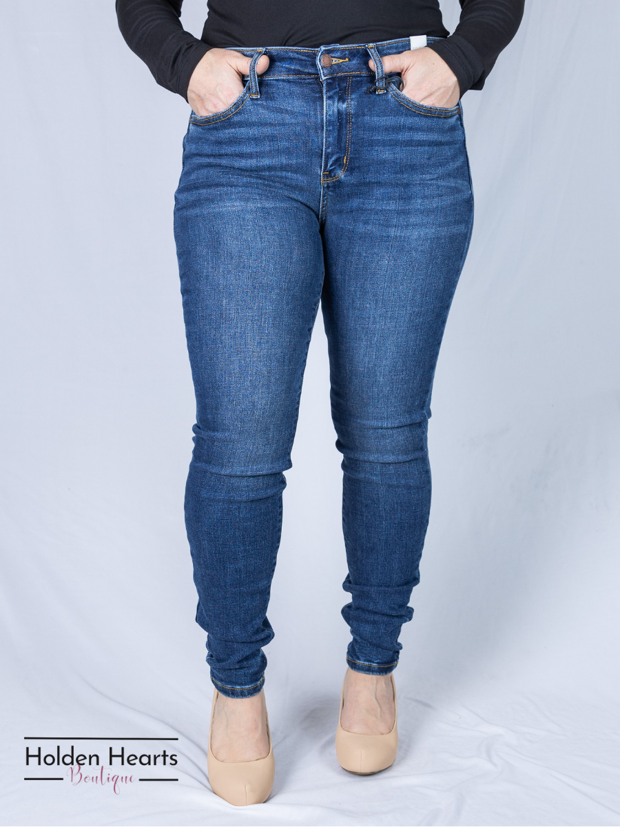 All in the Details Mid Rise Skinny Jeans - Holden Hearts