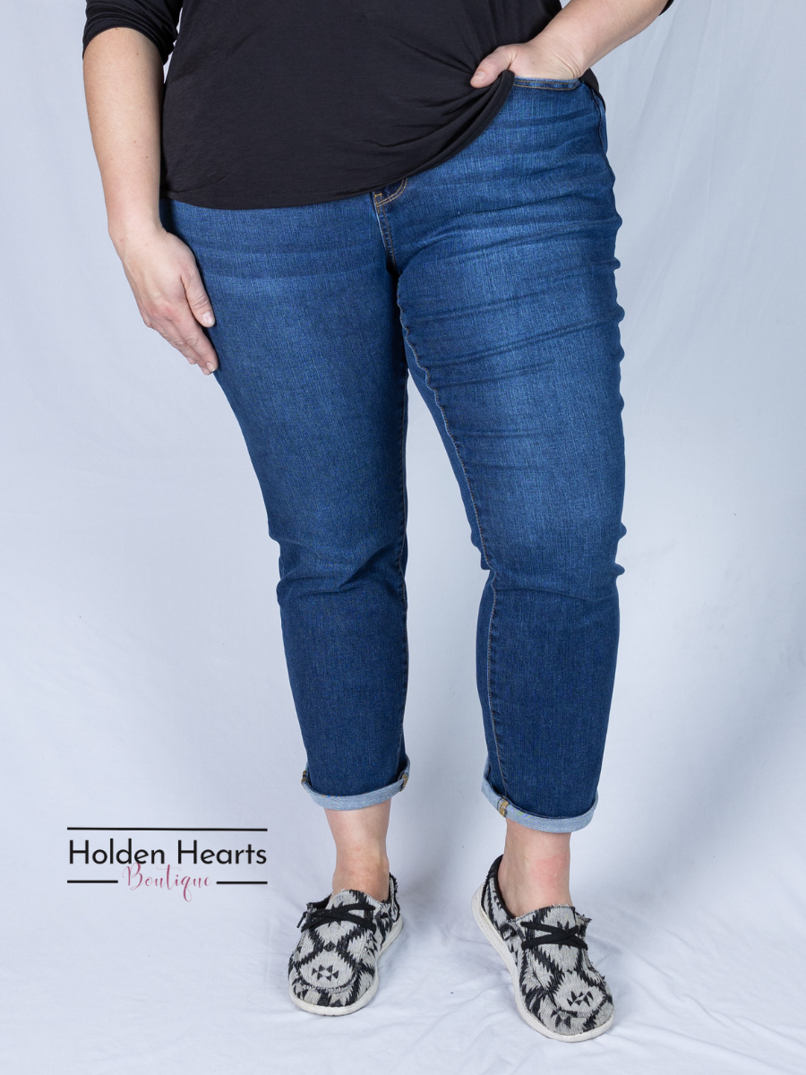 Can't Go Wrong Boyfriend Fit Judy Blue Jeans - Holden Hearts