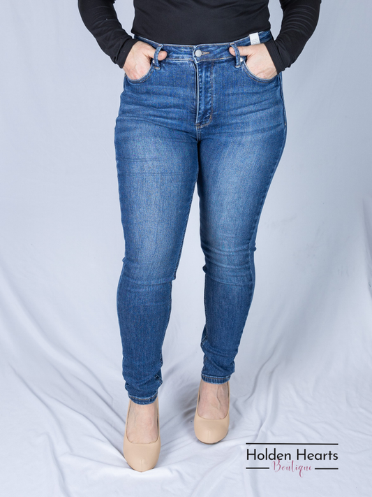 Everyday Chic Skinny Jeans - Holden Hearts