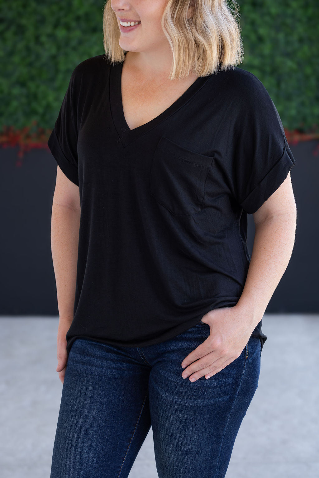 IN STOCK Sierra Pocket Top - Black FINAL SALE