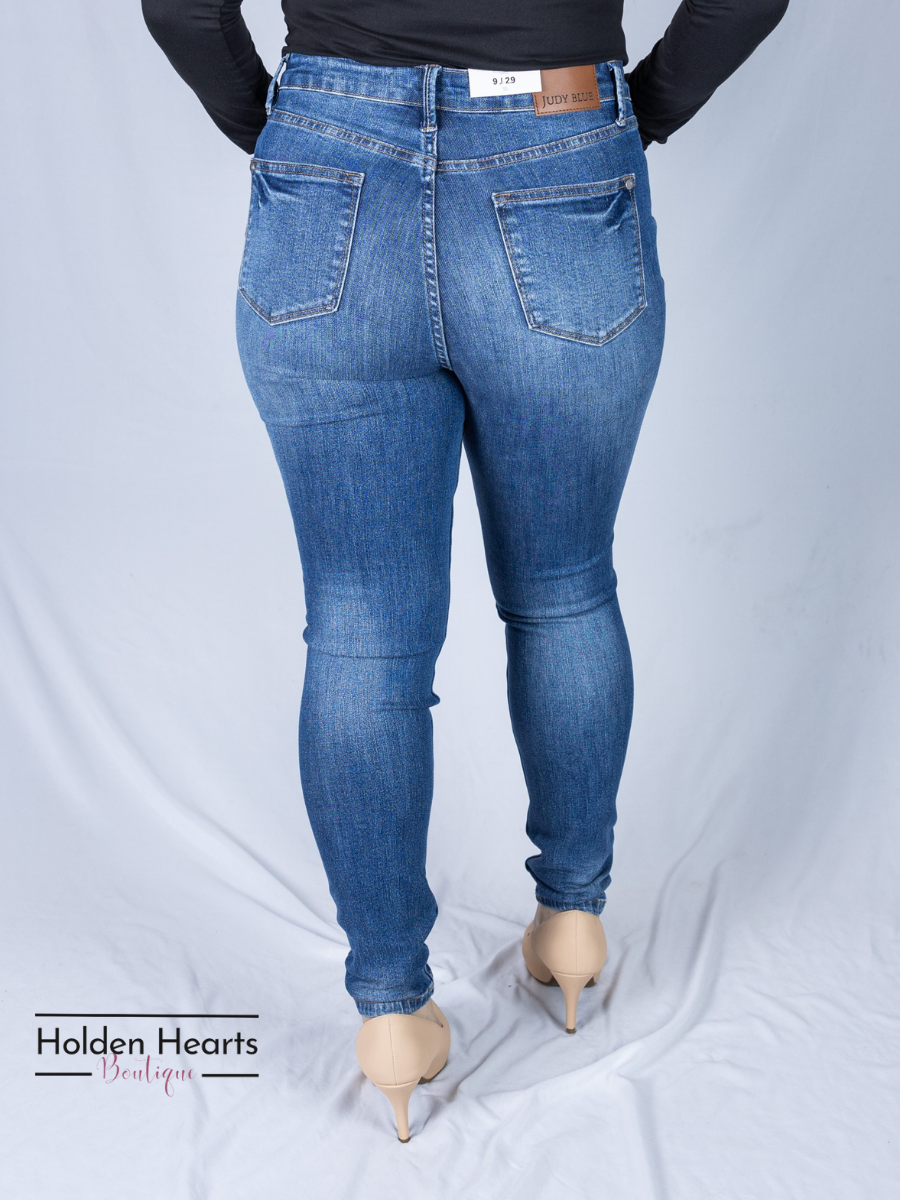 Everyday Chic Skinny Jeans - Holden Hearts