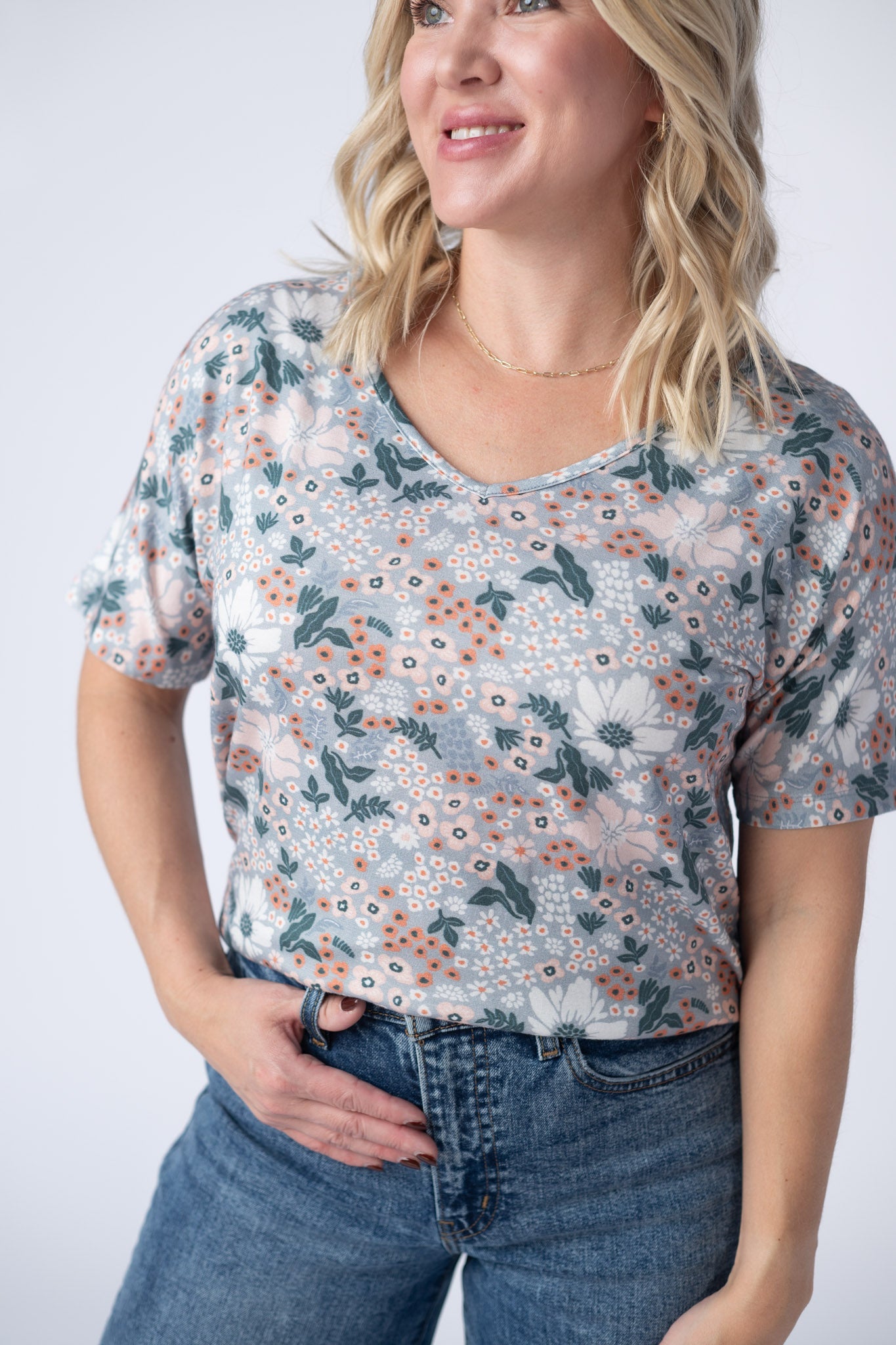 *Chloe Cozy Tee - Ditsy Blush Floral*