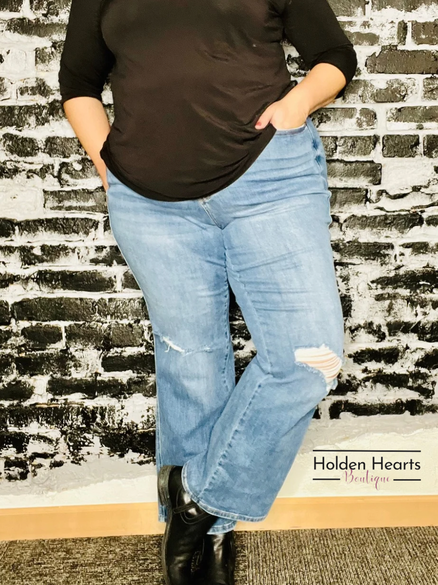 Easy, Breezy Straight Leg Jeans - Holden Hearts