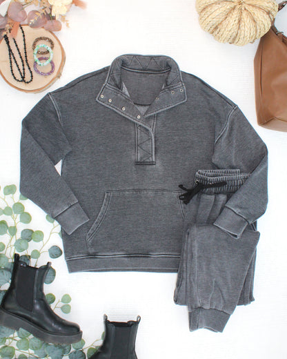 IN STOCK Jesse Vintage Wash Snap Pullover - Black