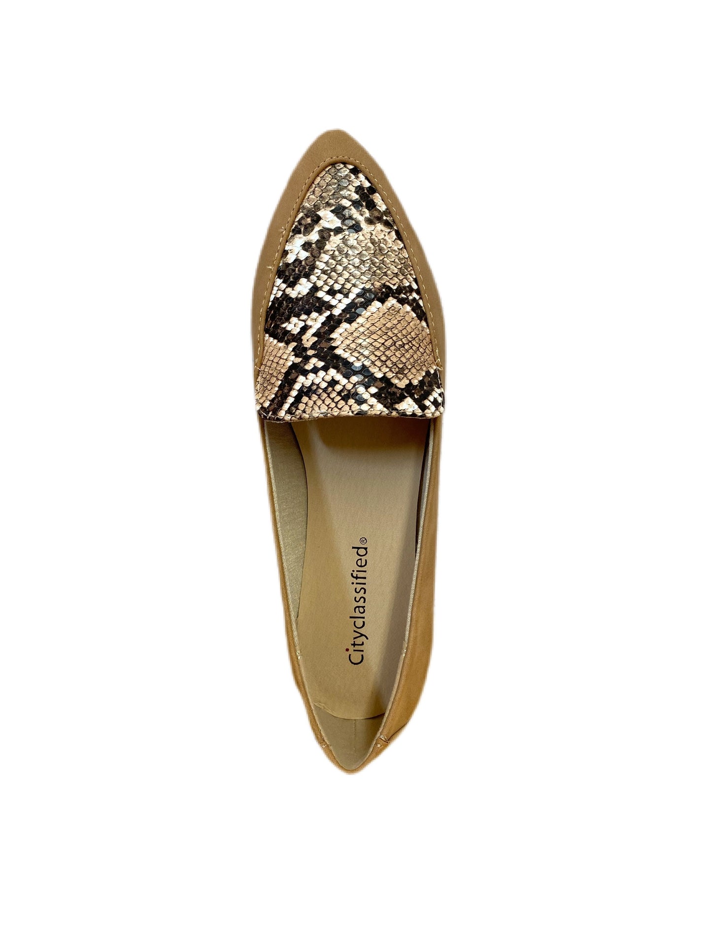 An Extra Touch of Style Flats in Tan - Holden Hearts