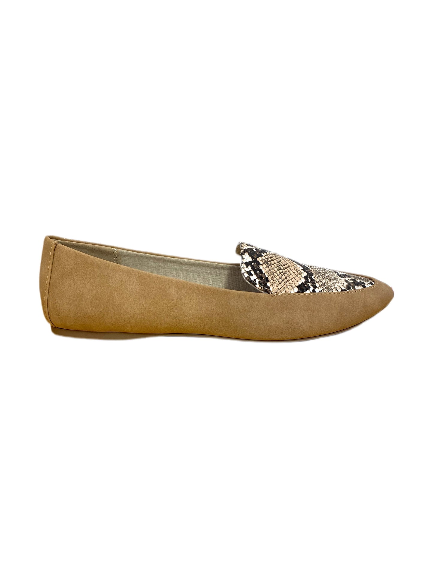 An Extra Touch of Style Flats in Tan - Holden Hearts